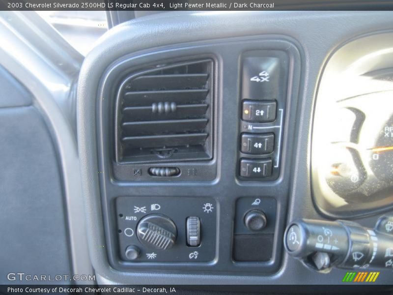 Light Pewter Metallic / Dark Charcoal 2003 Chevrolet Silverado 2500HD LS Regular Cab 4x4