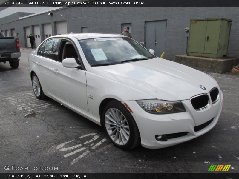 Front 3/4 View of 2009 3 Series 328xi Sedan