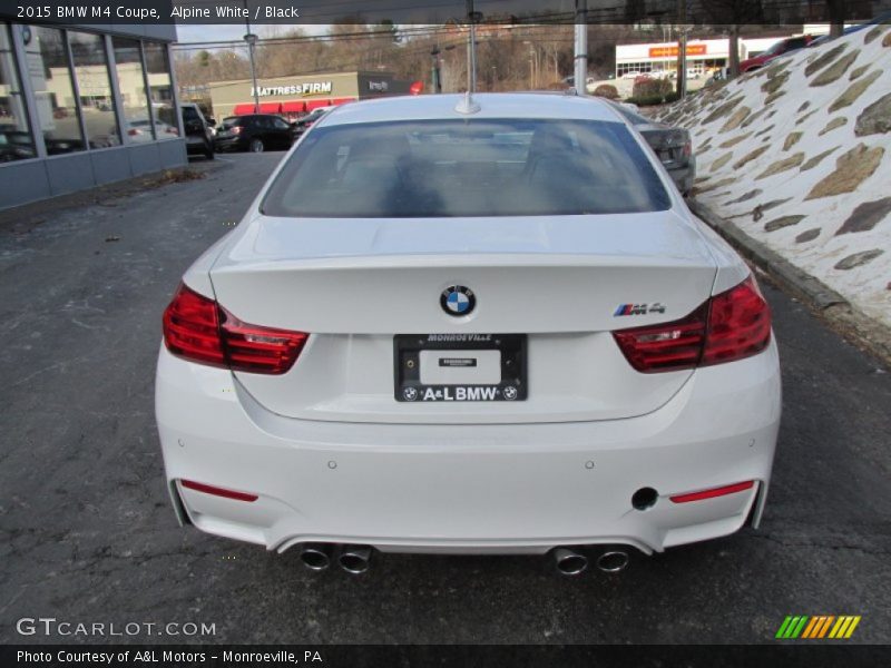 Alpine White / Black 2015 BMW M4 Coupe
