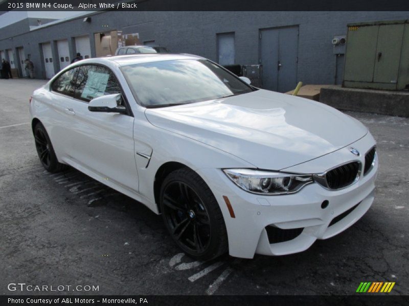 Alpine White / Black 2015 BMW M4 Coupe