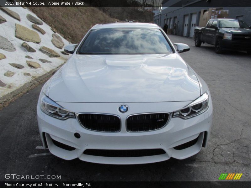 Alpine White / Black 2015 BMW M4 Coupe