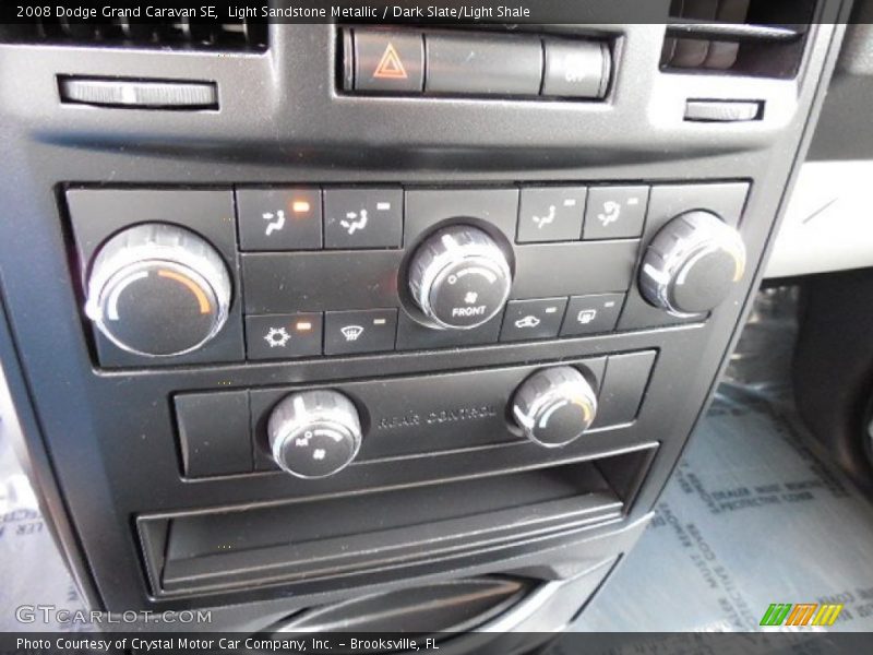 Light Sandstone Metallic / Dark Slate/Light Shale 2008 Dodge Grand Caravan SE