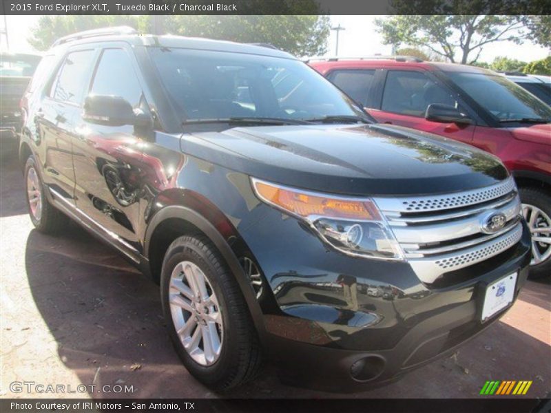 Tuxedo Black / Charcoal Black 2015 Ford Explorer XLT
