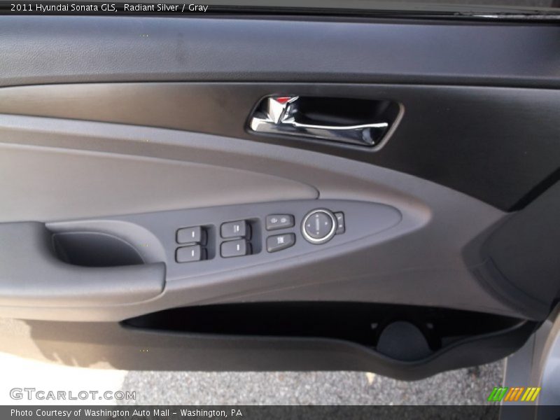 Radiant Silver / Gray 2011 Hyundai Sonata GLS