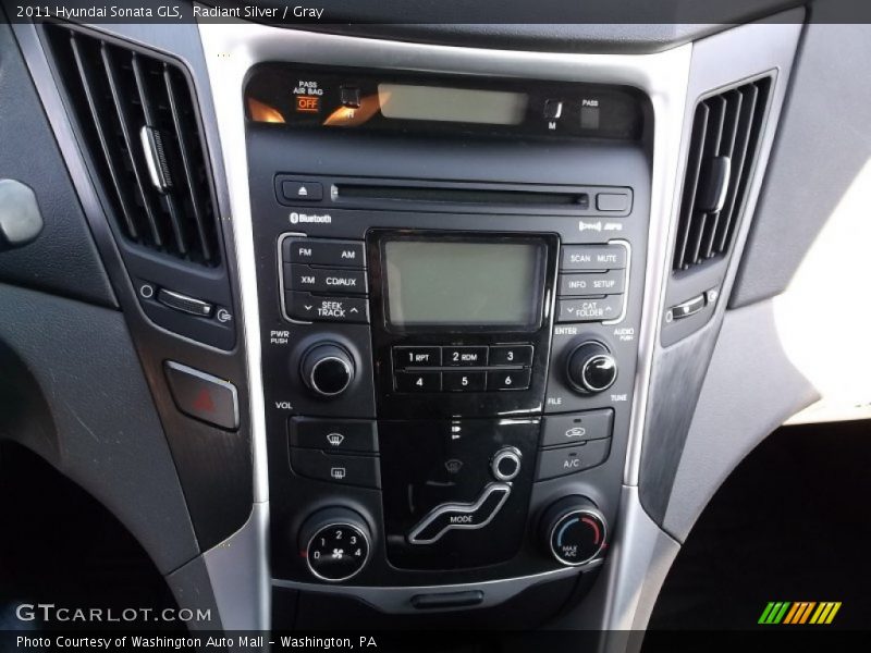 Radiant Silver / Gray 2011 Hyundai Sonata GLS