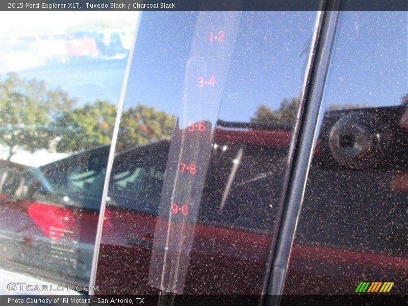 Tuxedo Black / Charcoal Black 2015 Ford Explorer XLT
