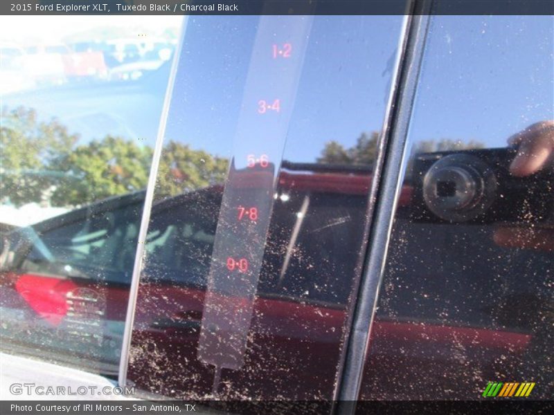 Tuxedo Black / Charcoal Black 2015 Ford Explorer XLT