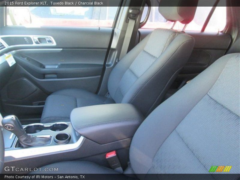 Tuxedo Black / Charcoal Black 2015 Ford Explorer XLT