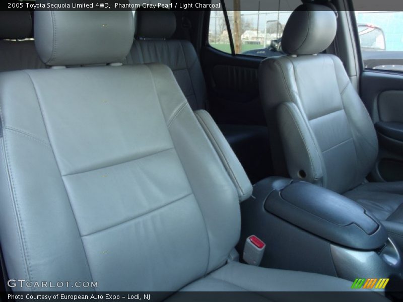 Phantom Gray Pearl / Light Charcoal 2005 Toyota Sequoia Limited 4WD