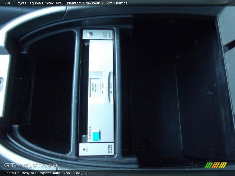 Phantom Gray Pearl / Light Charcoal 2005 Toyota Sequoia Limited 4WD