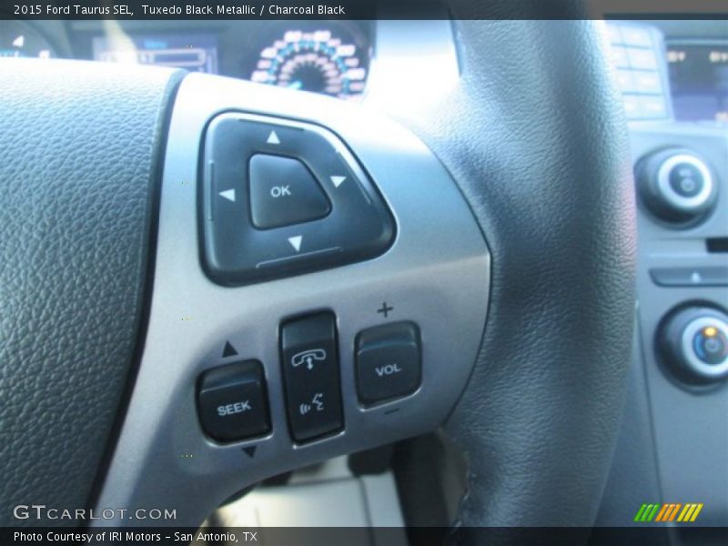 Tuxedo Black Metallic / Charcoal Black 2015 Ford Taurus SEL