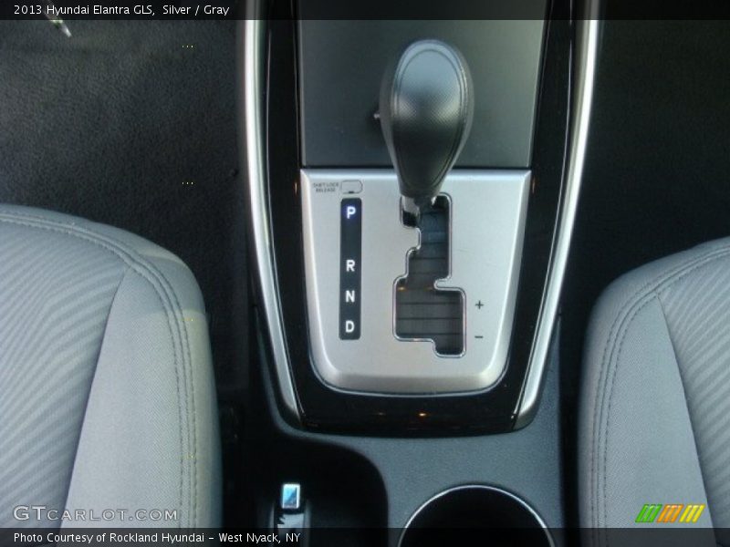 Silver / Gray 2013 Hyundai Elantra GLS