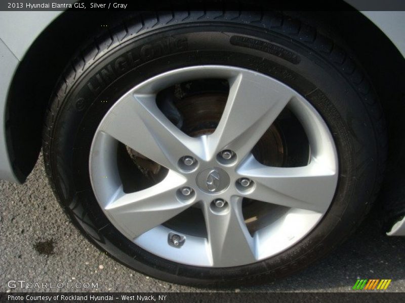 Silver / Gray 2013 Hyundai Elantra GLS