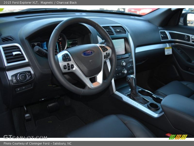 Magnetic / Charcoal Black 2015 Ford Explorer XLT