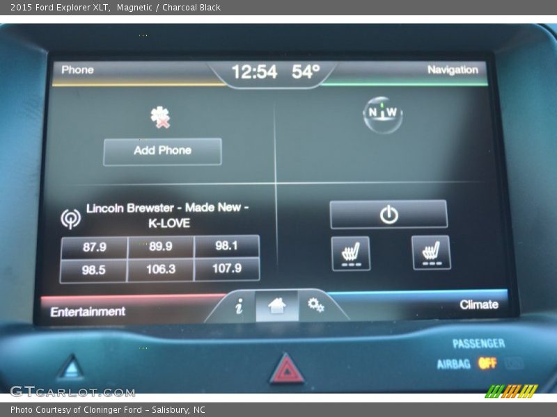 Magnetic / Charcoal Black 2015 Ford Explorer XLT