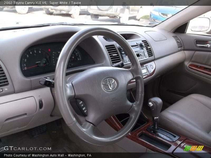 Super White / Taupe 2002 Toyota Camry XLE V6