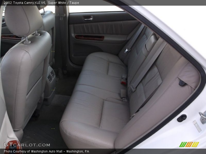 Super White / Taupe 2002 Toyota Camry XLE V6