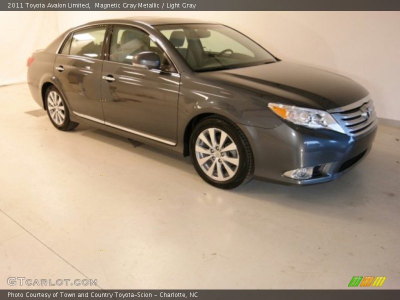 Magnetic Gray Metallic / Light Gray 2011 Toyota Avalon Limited