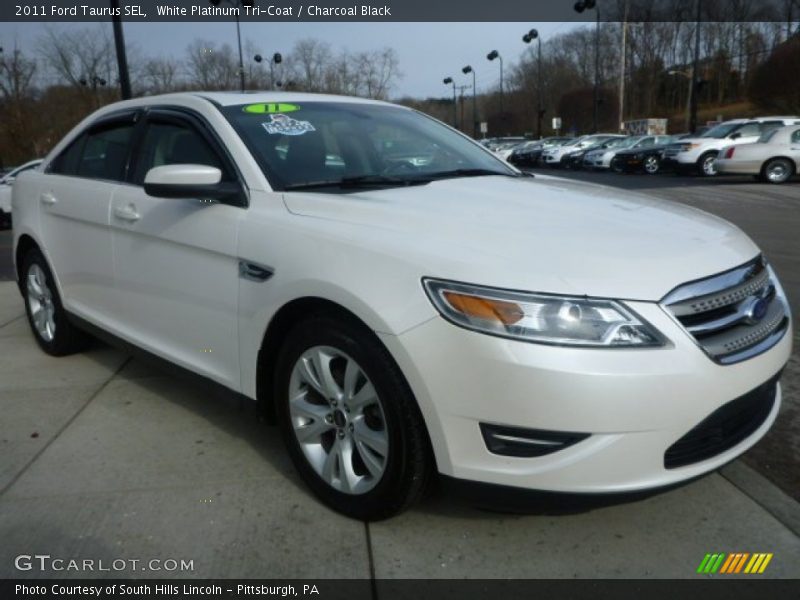 White Platinum Tri-Coat / Charcoal Black 2011 Ford Taurus SEL