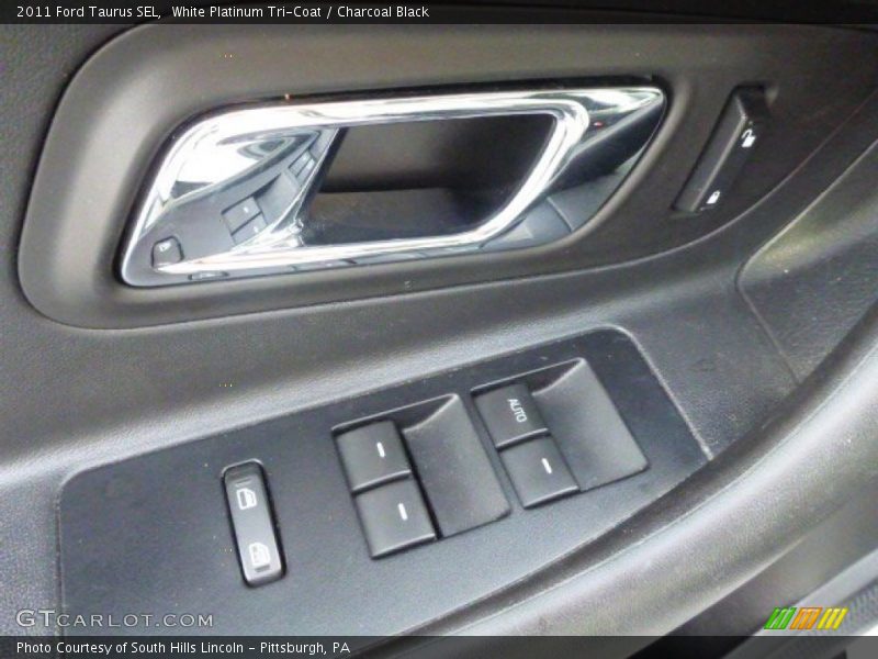 White Platinum Tri-Coat / Charcoal Black 2011 Ford Taurus SEL