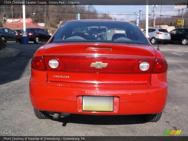 Victory Red / Graphite 2004 Chevrolet Cavalier Coupe