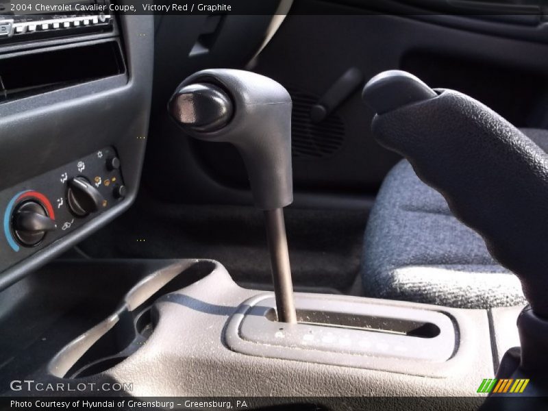 Victory Red / Graphite 2004 Chevrolet Cavalier Coupe