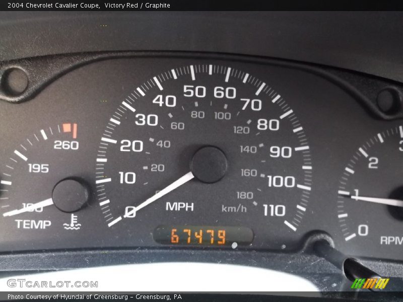 Victory Red / Graphite 2004 Chevrolet Cavalier Coupe
