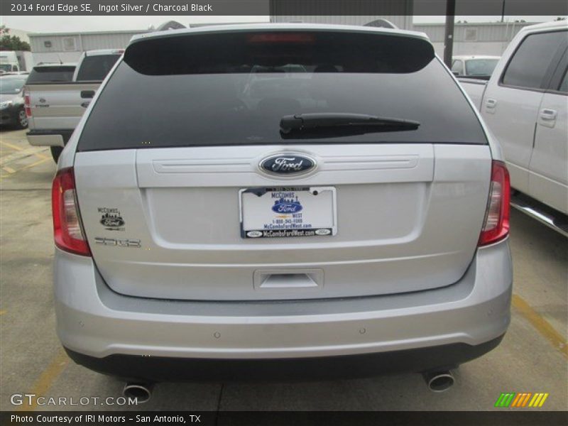 Ingot Silver / Charcoal Black 2014 Ford Edge SE