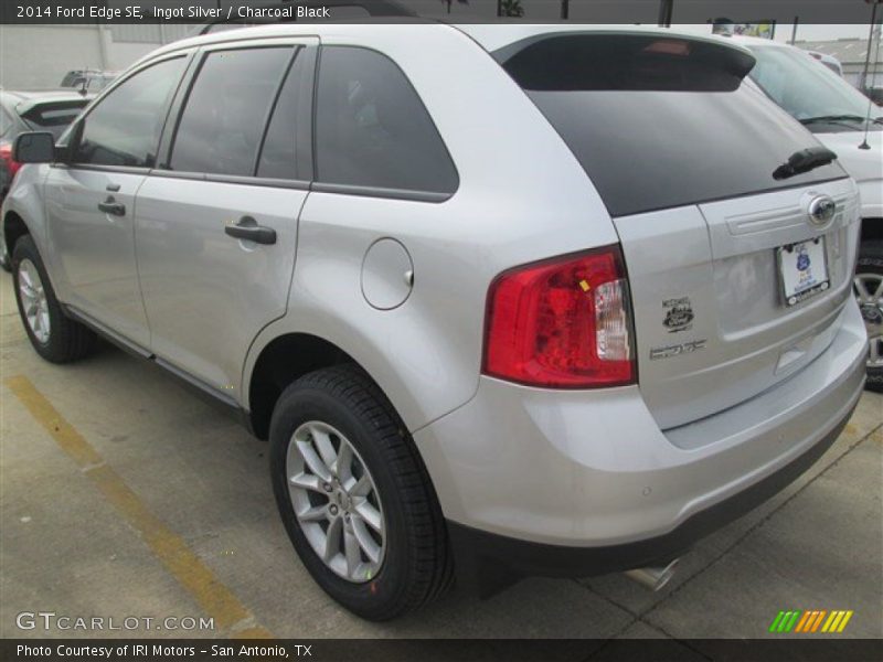 Ingot Silver / Charcoal Black 2014 Ford Edge SE