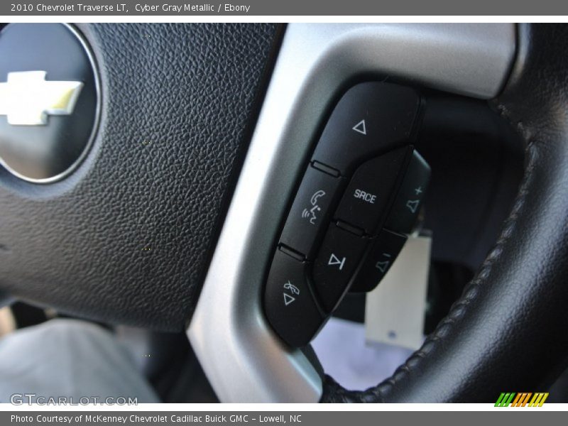 Cyber Gray Metallic / Ebony 2010 Chevrolet Traverse LT