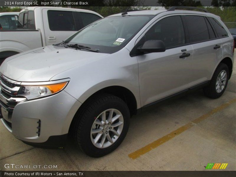 Ingot Silver / Charcoal Black 2014 Ford Edge SE