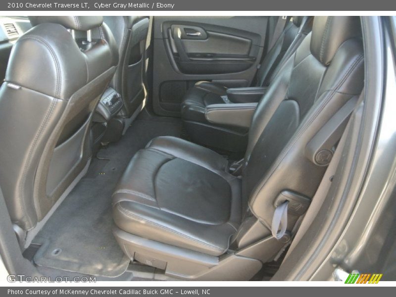 Cyber Gray Metallic / Ebony 2010 Chevrolet Traverse LT