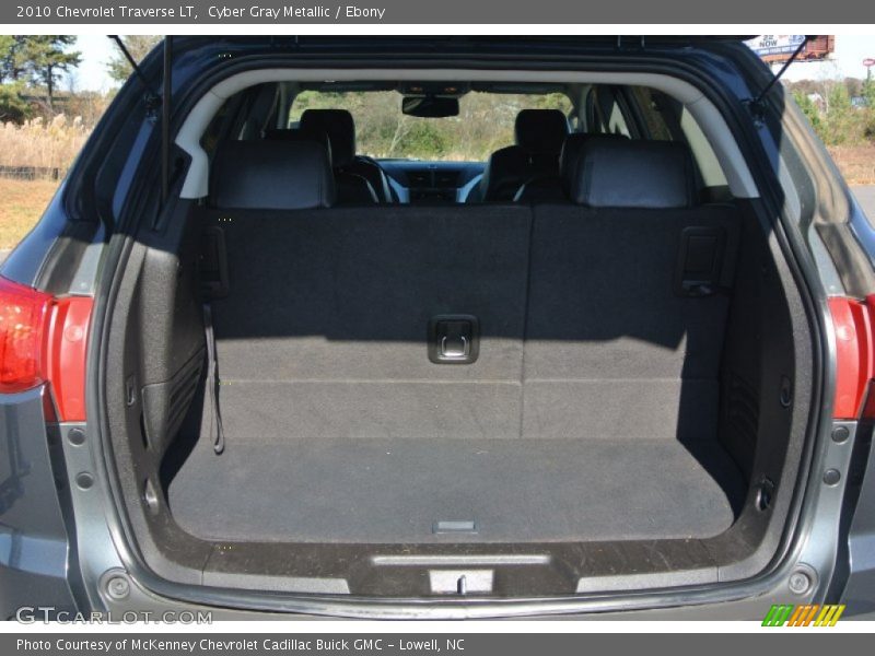 Cyber Gray Metallic / Ebony 2010 Chevrolet Traverse LT