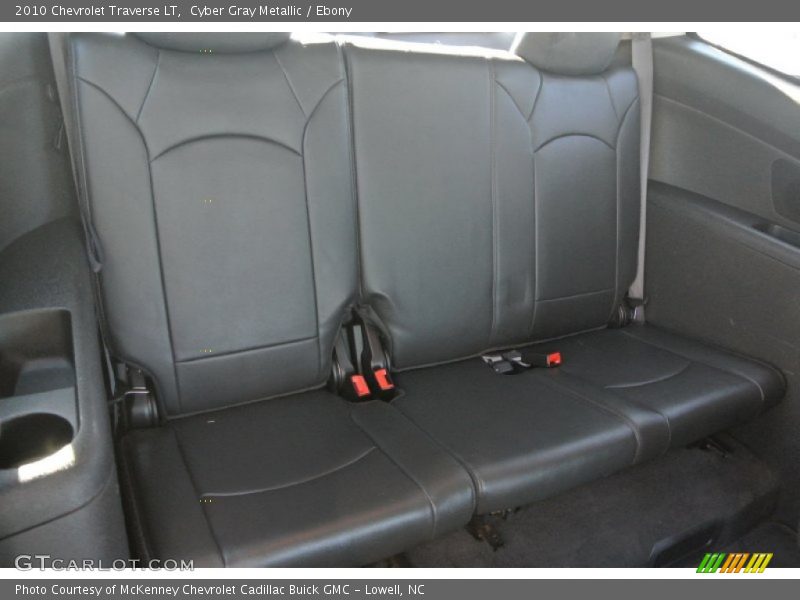 Cyber Gray Metallic / Ebony 2010 Chevrolet Traverse LT