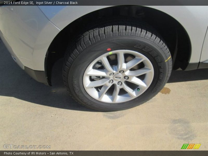 Ingot Silver / Charcoal Black 2014 Ford Edge SE