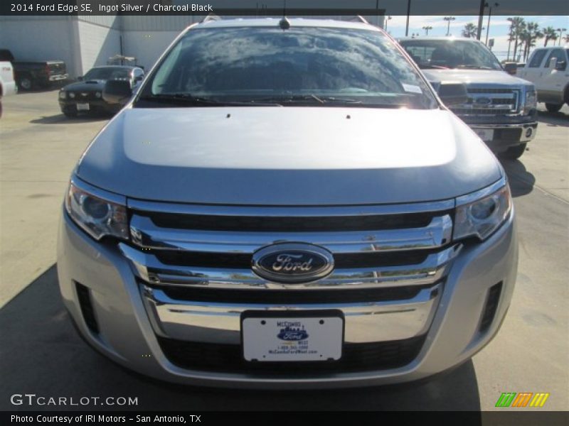 Ingot Silver / Charcoal Black 2014 Ford Edge SE