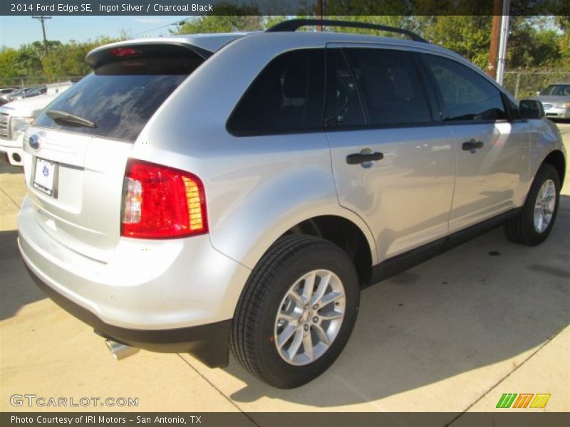 Ingot Silver / Charcoal Black 2014 Ford Edge SE