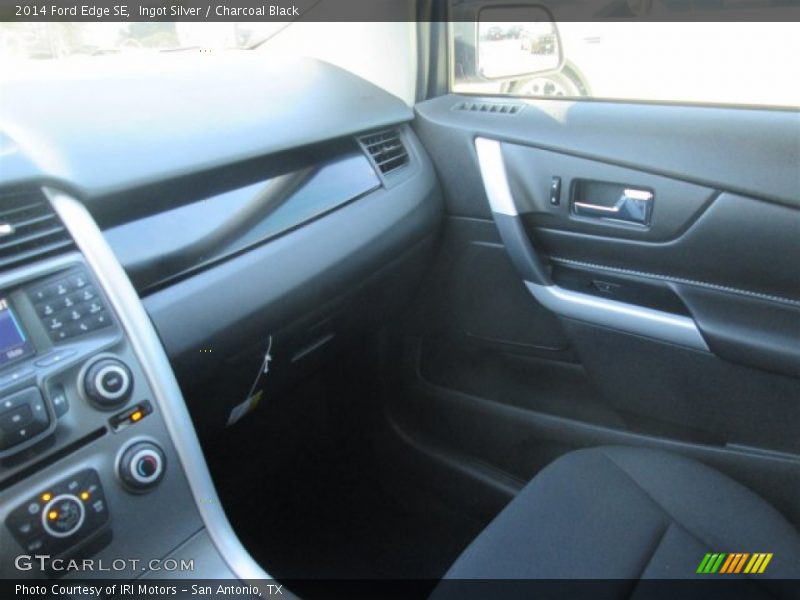 Ingot Silver / Charcoal Black 2014 Ford Edge SE