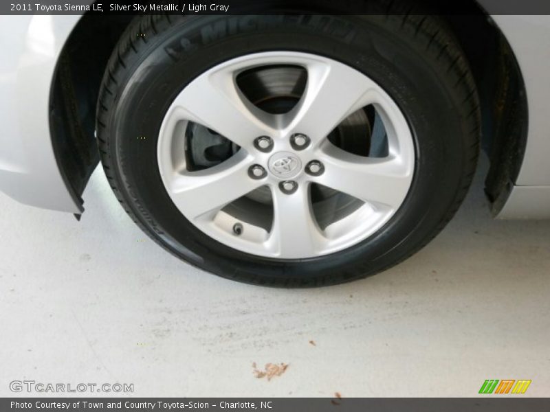 Silver Sky Metallic / Light Gray 2011 Toyota Sienna LE