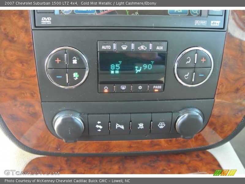 Gold Mist Metallic / Light Cashmere/Ebony 2007 Chevrolet Suburban 1500 LTZ 4x4