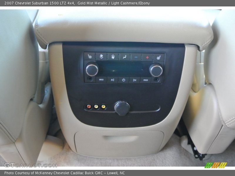 Gold Mist Metallic / Light Cashmere/Ebony 2007 Chevrolet Suburban 1500 LTZ 4x4