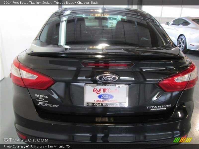 Tuxedo Black / Charcoal Black 2014 Ford Focus Titanium Sedan