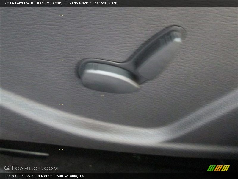 Tuxedo Black / Charcoal Black 2014 Ford Focus Titanium Sedan