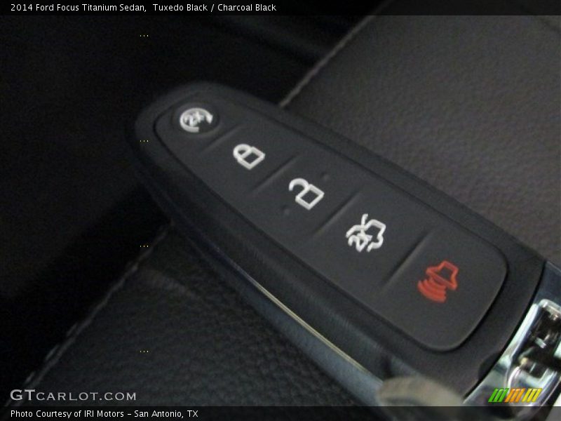 Tuxedo Black / Charcoal Black 2014 Ford Focus Titanium Sedan