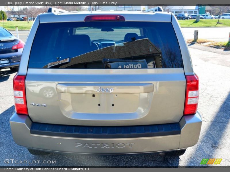 Light Khaki Metallic / Dark Slate Gray 2008 Jeep Patriot Sport 4x4