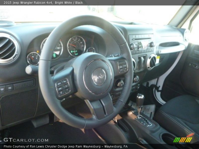 Bright White / Black 2015 Jeep Wrangler Rubicon 4x4