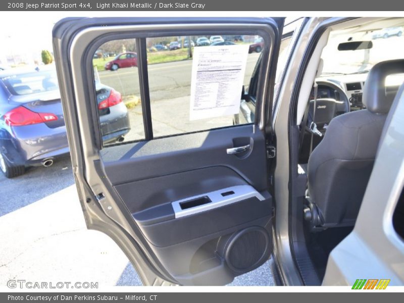 Light Khaki Metallic / Dark Slate Gray 2008 Jeep Patriot Sport 4x4