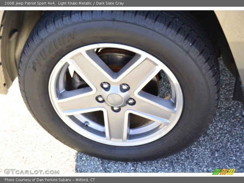 Light Khaki Metallic / Dark Slate Gray 2008 Jeep Patriot Sport 4x4