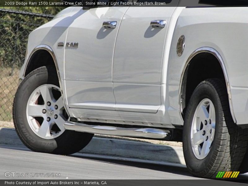 Stone White / Light Pebble Beige/Bark Brown 2009 Dodge Ram 1500 Laramie Crew Cab