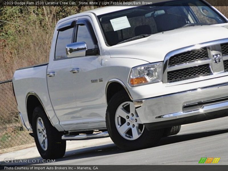 Stone White / Light Pebble Beige/Bark Brown 2009 Dodge Ram 1500 Laramie Crew Cab